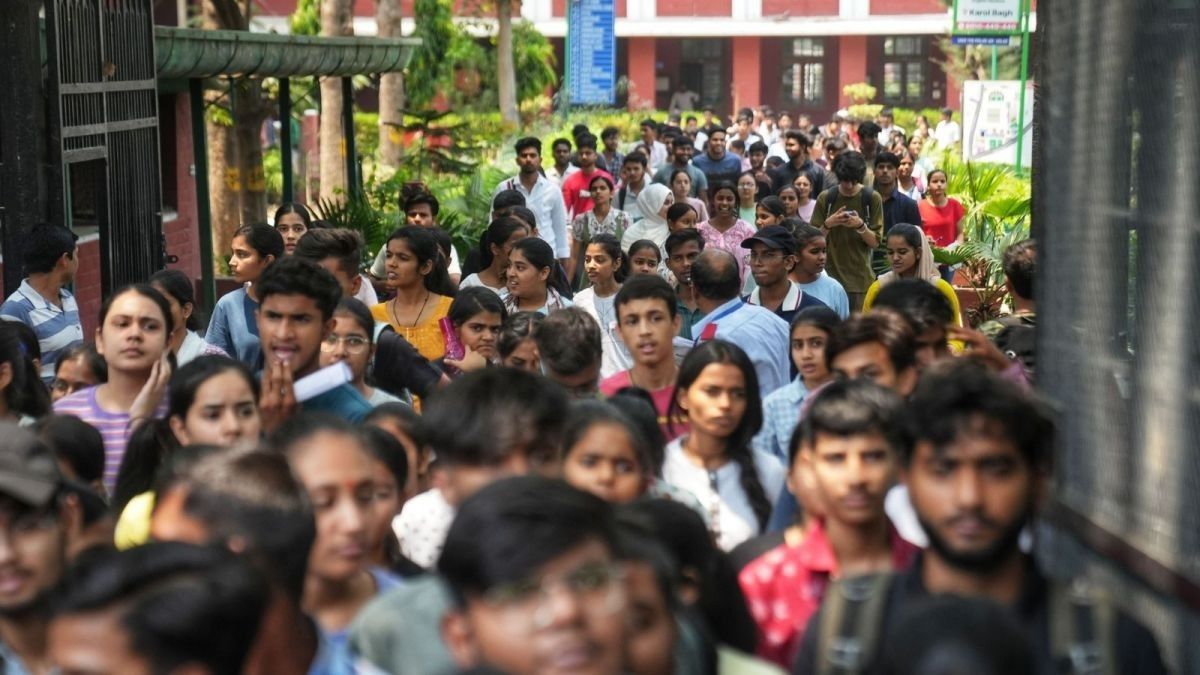 உலகத் தமிழாராய்ச்சி நிறுவனத்தில் பட்டப்படிப்பு சேர்க்கை: மாதந்தோறும் ரூ.2,000 உதவித்தொகை: உடனே விண்ணப்பிங்க