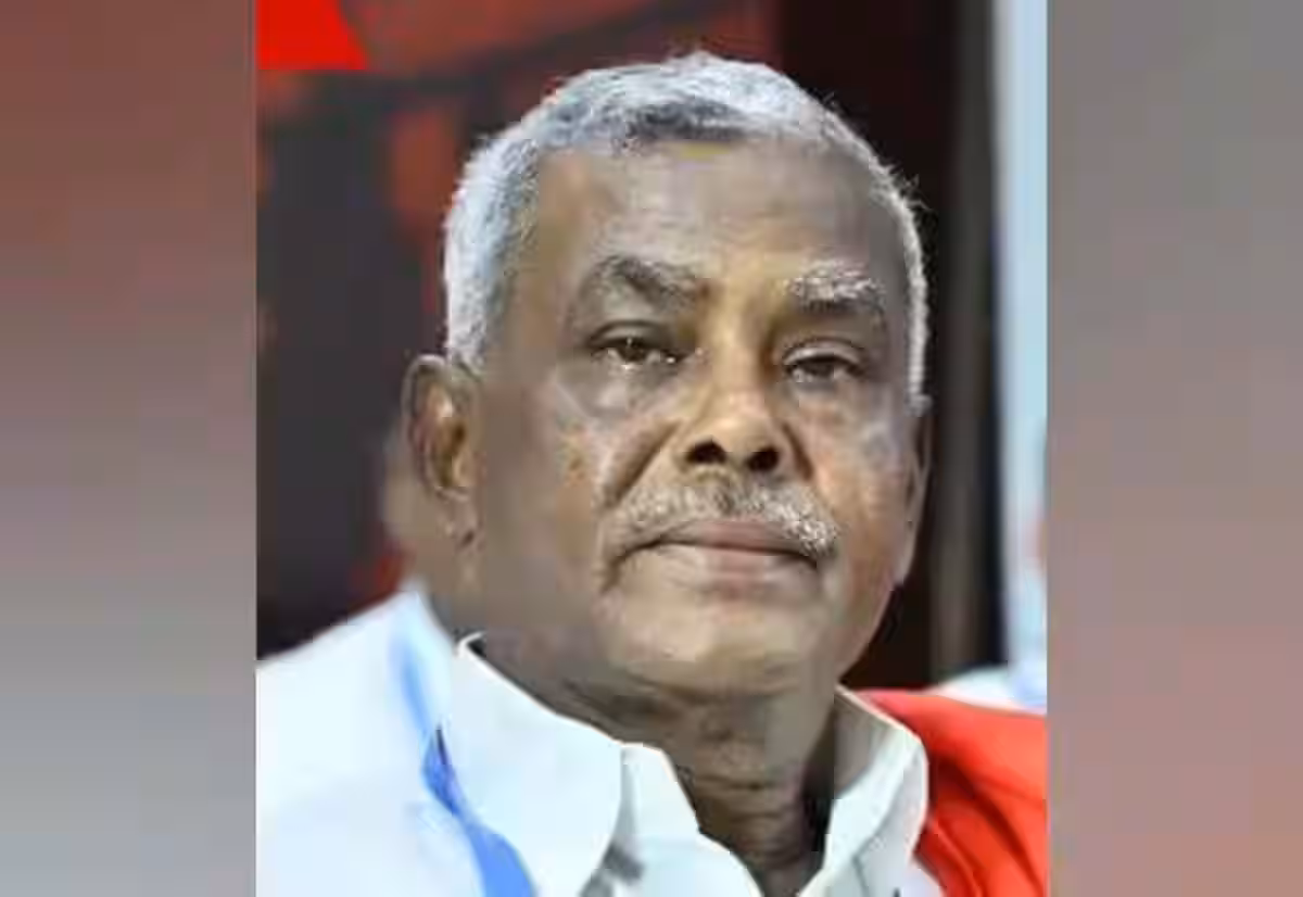 நாங்கள் ஆதரவு தரவில்லை என்றால் மே 10ல் பதவியேற்பு விழாவே நடந்திருக்காது; சொல்கிறார் சண்முகம்