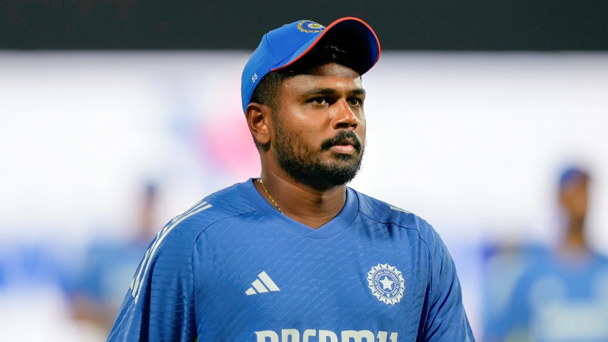 “இந்திய அணியிலிருந்து சஞ்சு சாம்சனை நீக்கியதற்கு ஏன் இவ்ளோ டென்சன் ஆகுறீங்க?” உண்மையை உடைத்த பிசிசிஐ