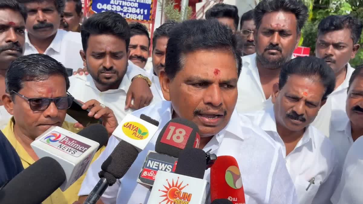 திமுகவினர் யாருக்கும் பயந்து ஓடி ஒளிபவர்கள் அல்ல: எகிறி அடித்த அனிதா ராதாகிருஷ்ணன்