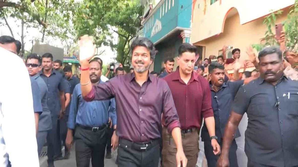 ரேஷன் கடை முதல் மின்சார பேருந்து பணிமனை வரை...; முதல்வர் விஜயால் ஸ்தம்பித்த பெரம்பூர்!