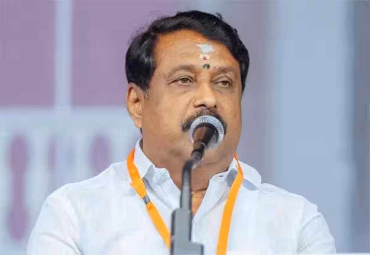 பழனி கோவில் விடுதிகளில் கட்டணக் கொள்ளை; தவெக அரசுக்கு நயினார் நாகேந்திரன் கண்டனம்