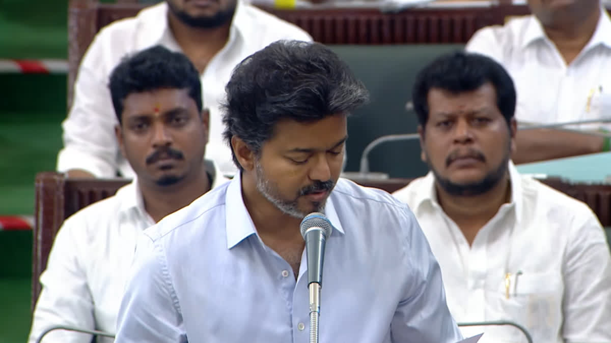 உயர் நீதிமன்றத்தில் தமிழை முதன்மை மொழியாக்க வேண்டும்