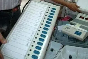 தமிழக இடைத்தேர்தல்: கம்யூனிஸ்ட் கட்சிகள் தனித்துப் போட்டி