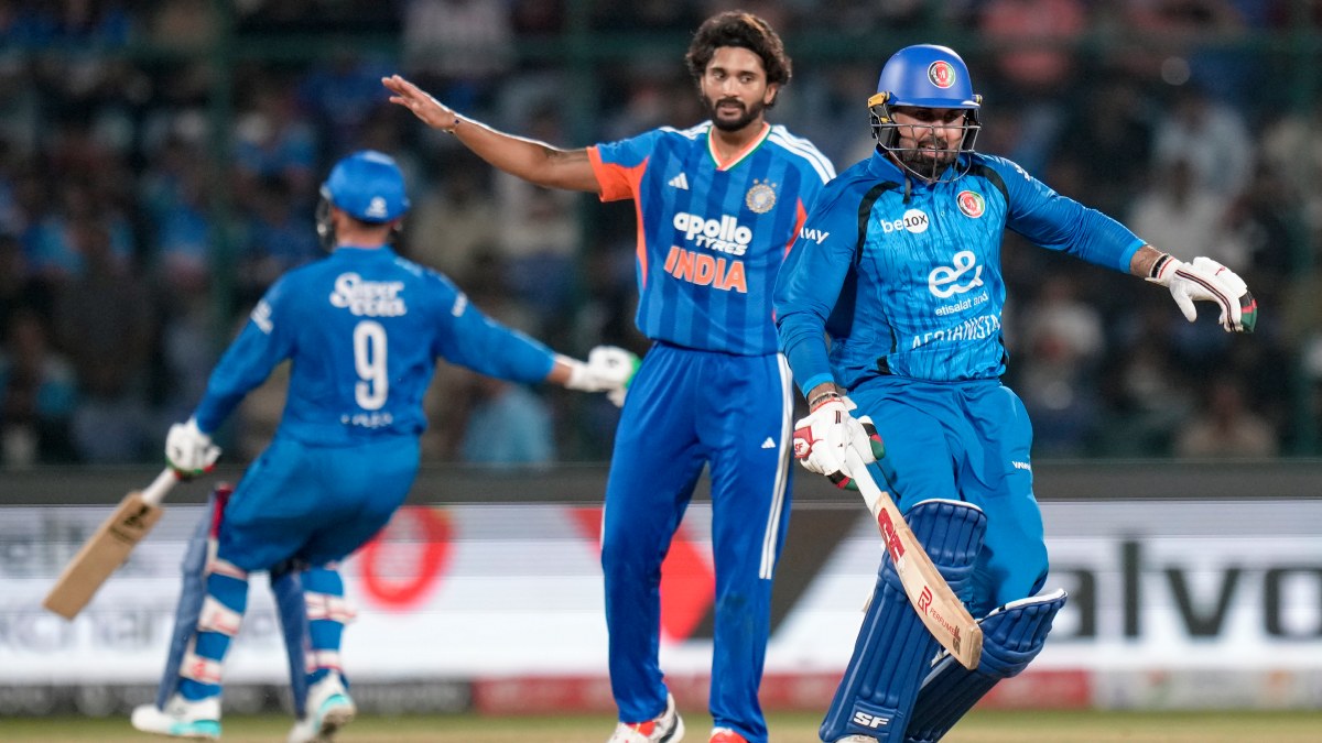IND vs AFG: ஆரம்பத்தில் தடுமாற்றம்.. கடைசி ஓவரில் 21 ரன்கள் தந்த சிவம் துபே.. ஆப்கான் 157 ரன் இலக்கு