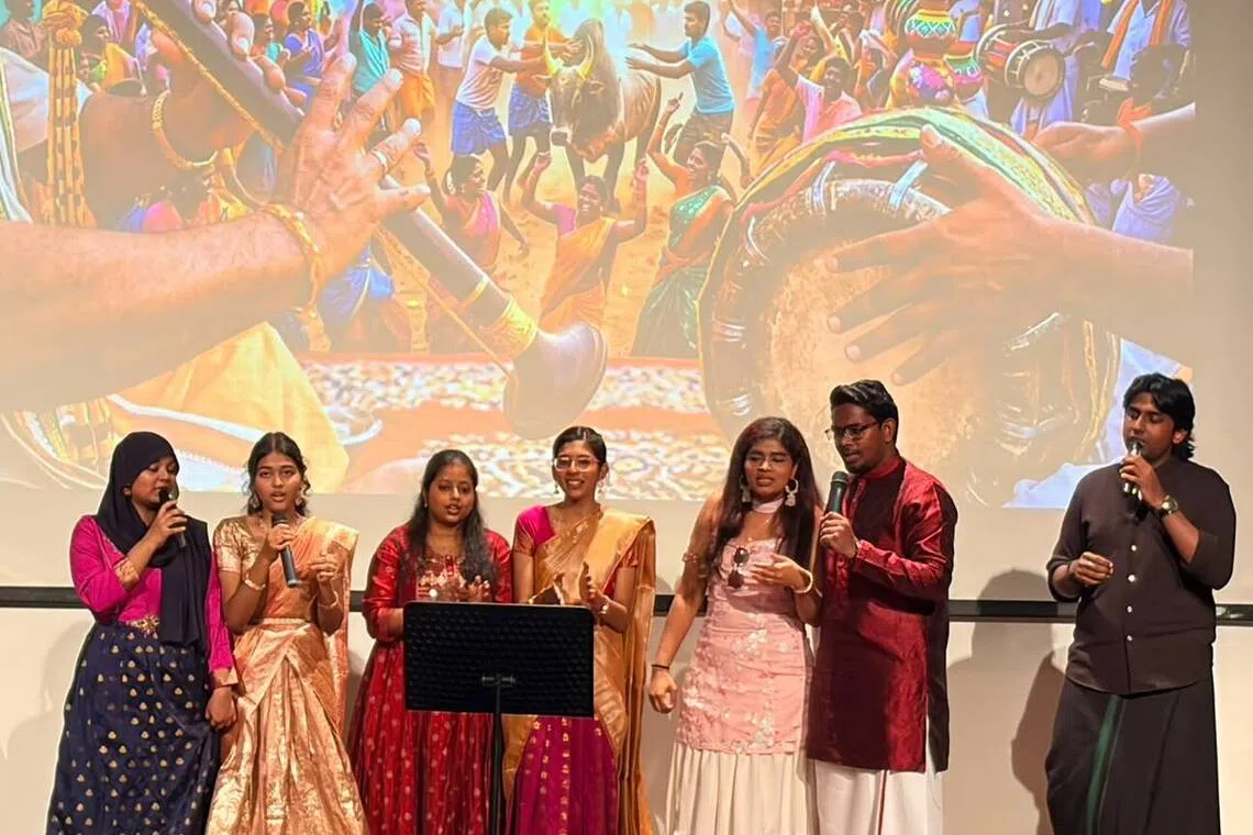தமிழ் இளையர் விழா: தமிழ்க் குரல் மூலம் தமிழ் அடையாளத்தைப் பேணுதல்