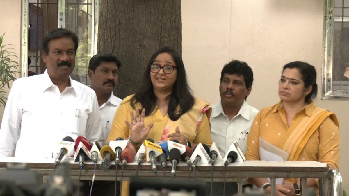 அம்பிகா மீதான ரூ. 49 கோடி காசோலை மோசடி புகார்: விசாரணைக்கு ஆஜராகாத நடிகை ராதா