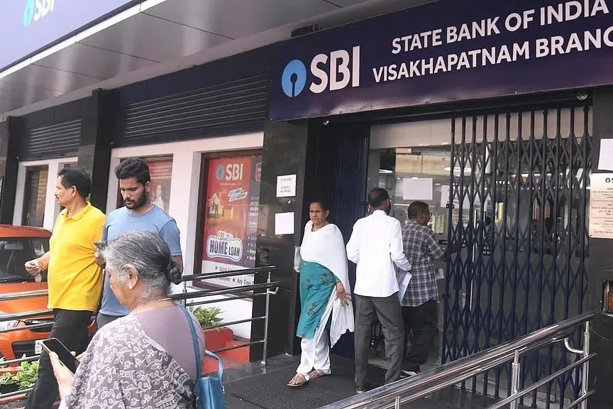 வங்கி ஊழியர் வேலைநிறுத்தம் ஒத்திவைப்பு: சேவைகள் தடையின்றி தொடர்ந்தன