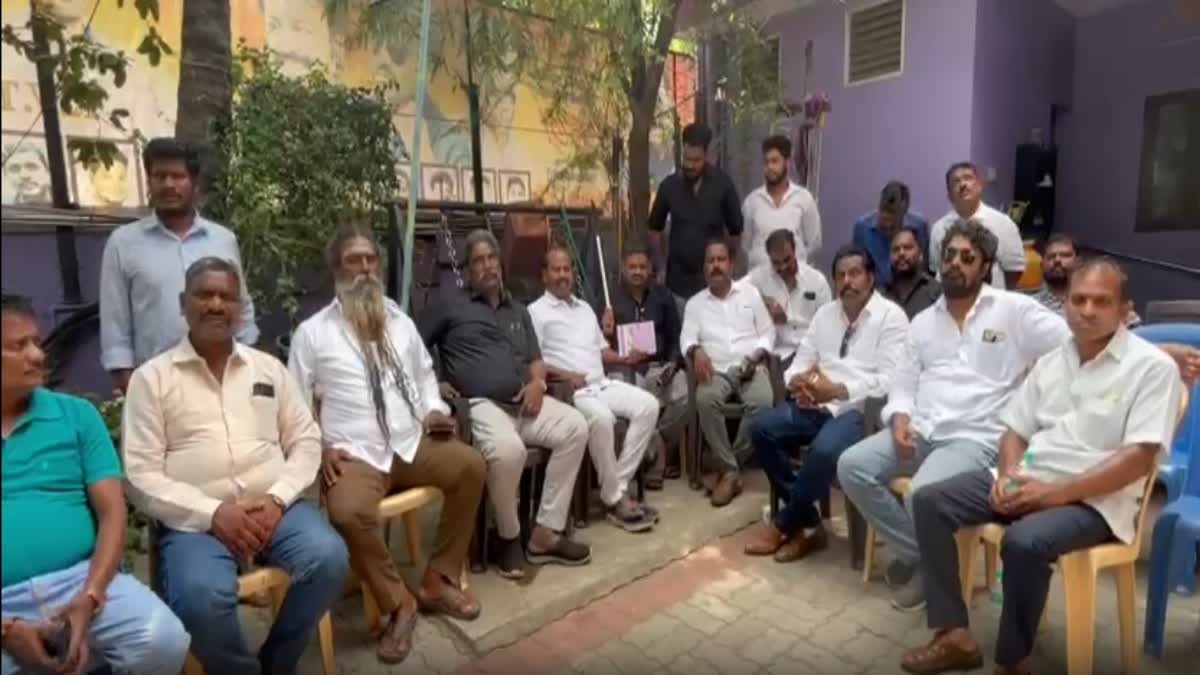 பிரதமர் மோடி சென்னை வருகை; வீட்டு காவலில் வைக்கப்பட்ட காங்கிரஸ் நிர்வாகிகள்