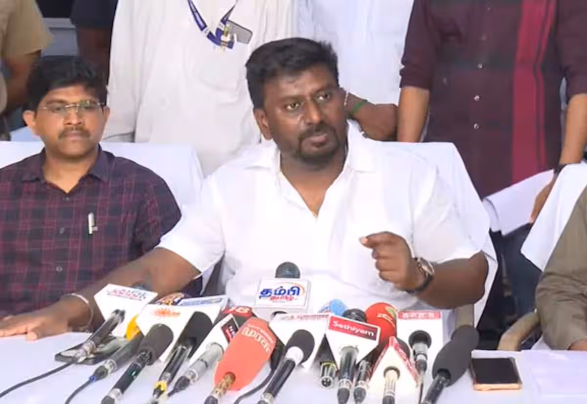 கட்சி பாகுபாடு இல்லாமல் ஒருங்கிணைந்து மீட்பு பணி; மழை பாதிப்பு குறித்து அமைச்சர் ராஜ்மோகன் பேட்டி